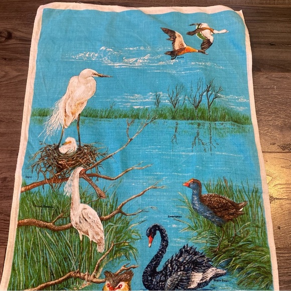 Vintage Linen Tea Towel Australian Water Birds made in Poland can be framed - Picture 3 of 8